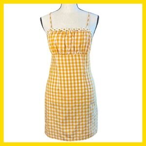 Forever 21 Yellow Gingham Mini Dress Daisy Trim Smocked‎ Sundress
